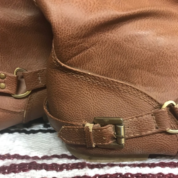 Boots - Picture 5 of 7